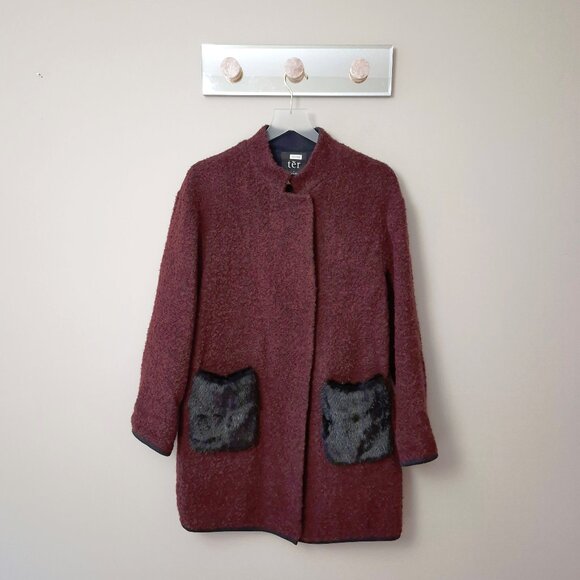EUC Ter de Caractere burgundy woven coat with black trim & faux fur accents, 6 - Picture 7 of 8